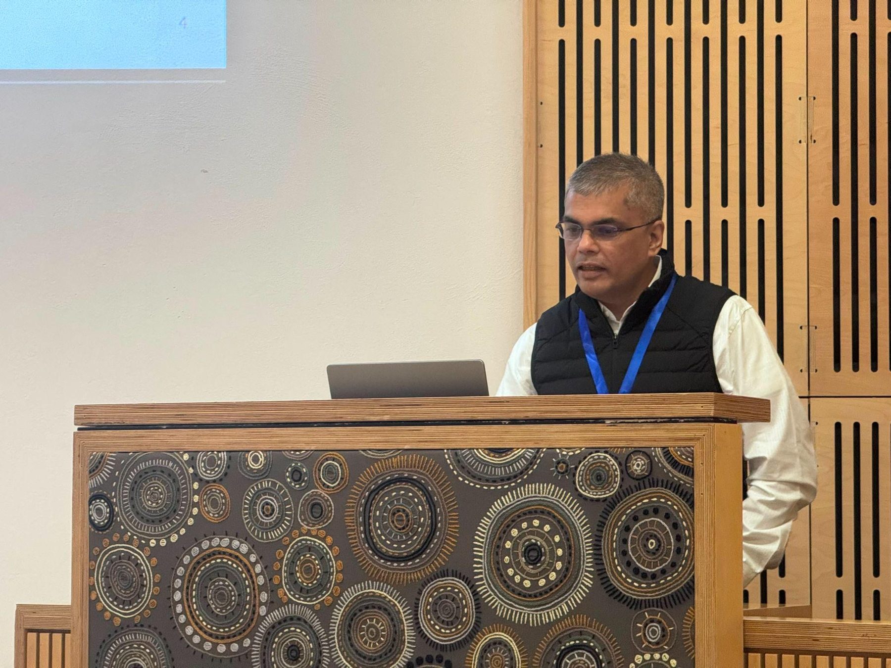Chetan Bhattacharji speaking at a media training workshop for air quality experts in Pretoria